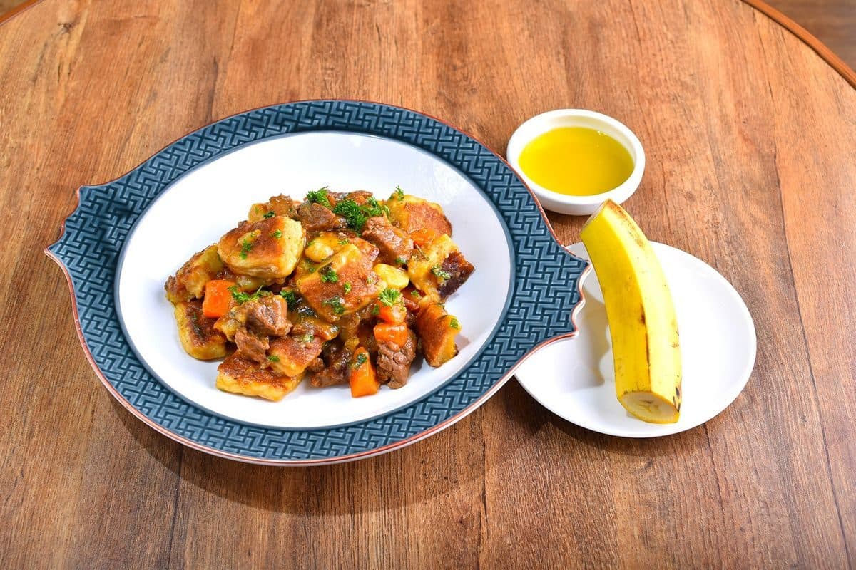 Muufo with kalankal meat